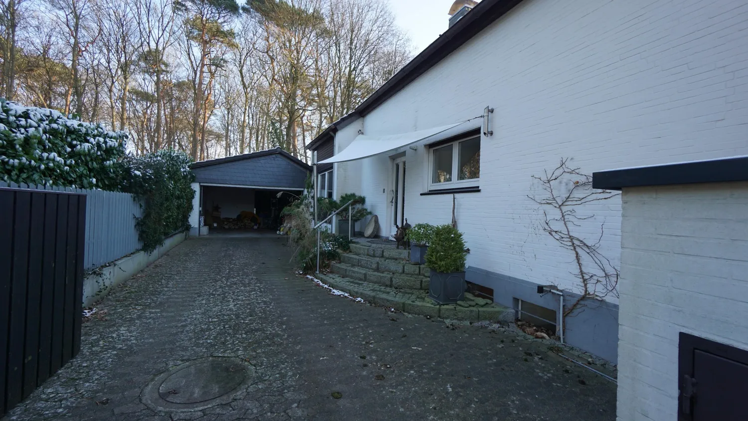 4 Zimmer Wohnung mit 100 m² in Hannover – Bild 1