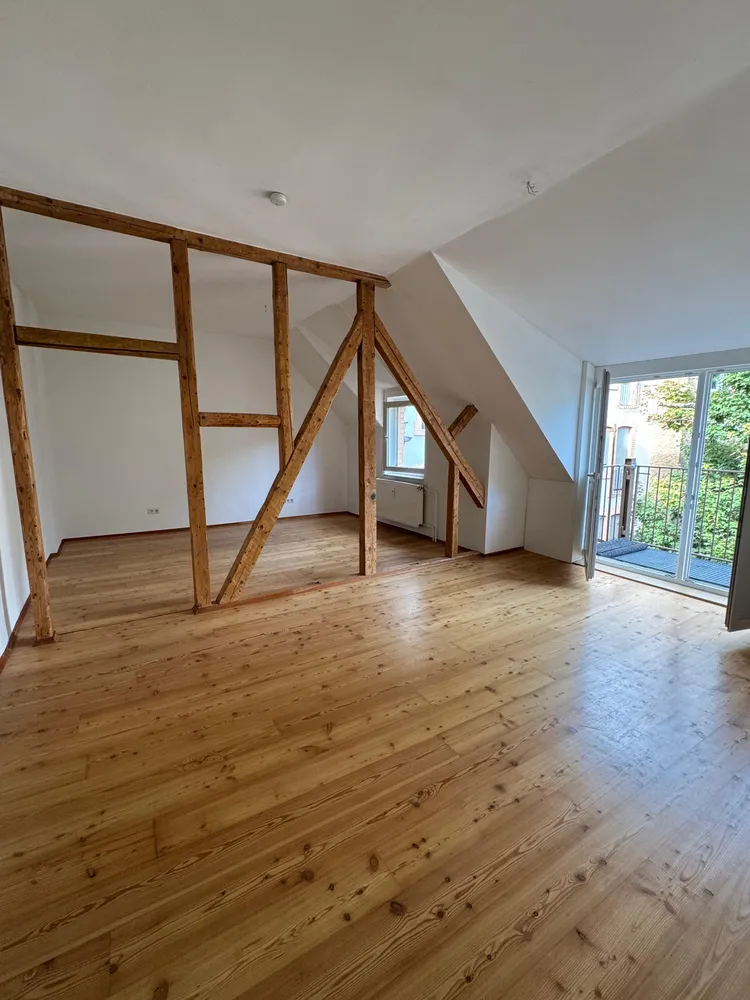 2 room apartment with 68 m² in Wiesbaden – Photo 1