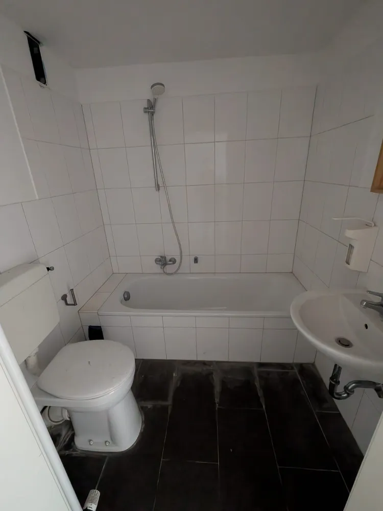 2 room apartment with 68 m² in Düsseldorf – Photo 6