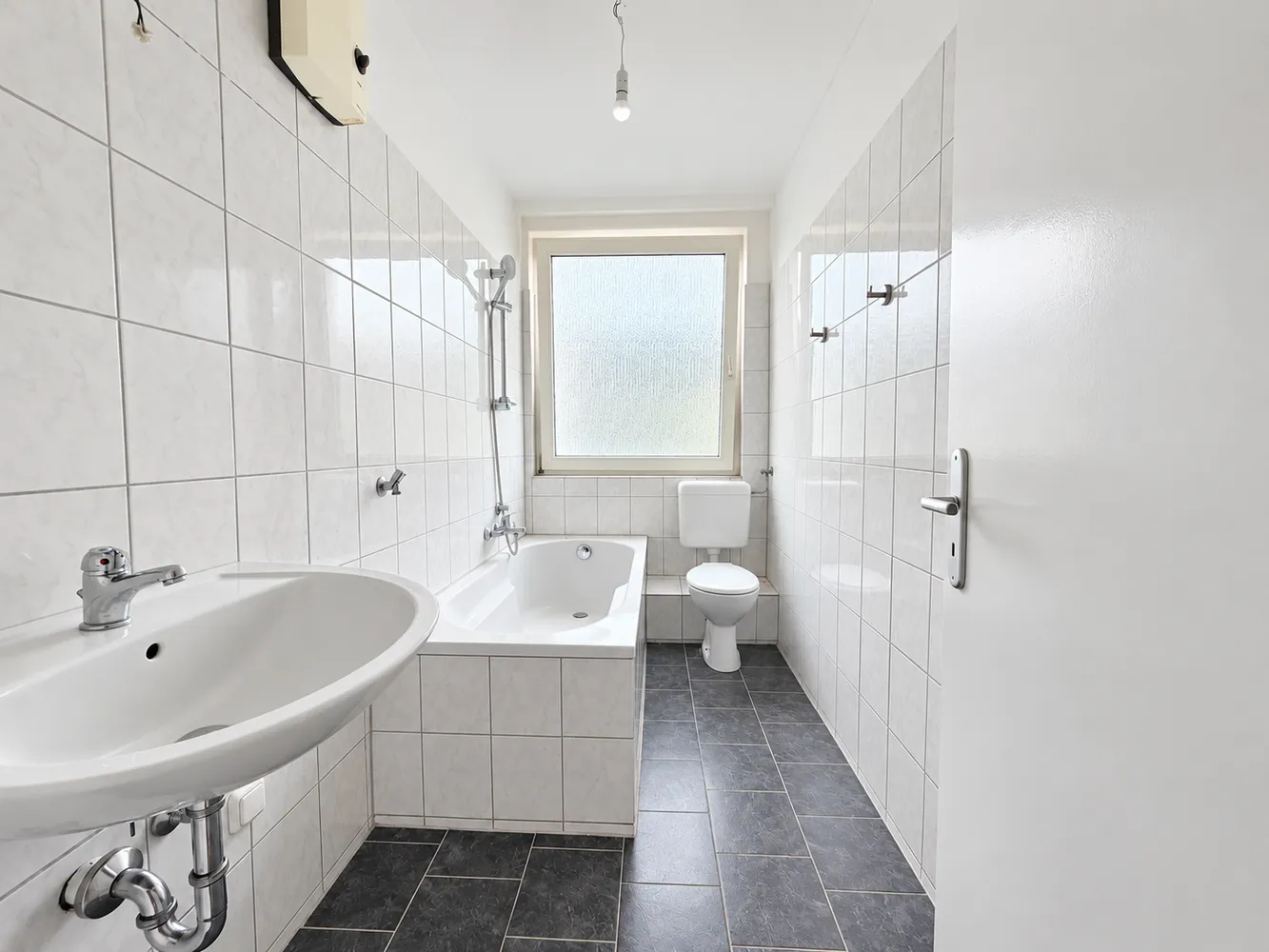 2 room apartment with 50 m² in Gelsenkirchen – Photo 6