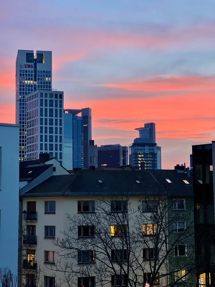 2 Zimmer Wohnung mit 60 m² in Frankfurt am Main – Bild 1