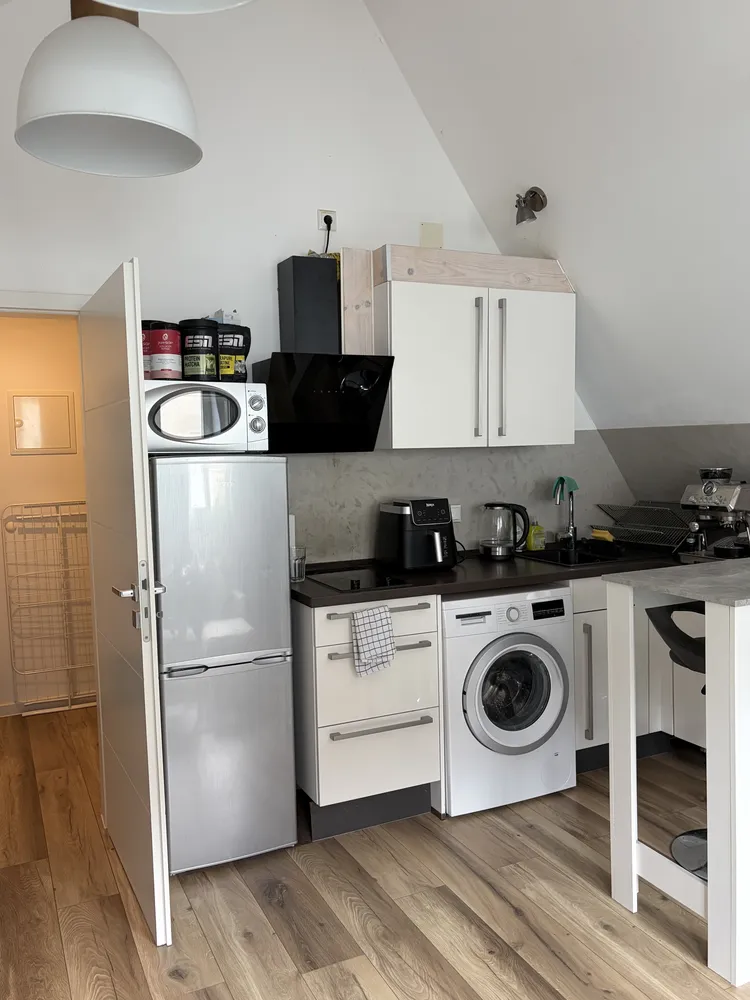1 room apartment with 33 m² in Augsburg – Photo 8