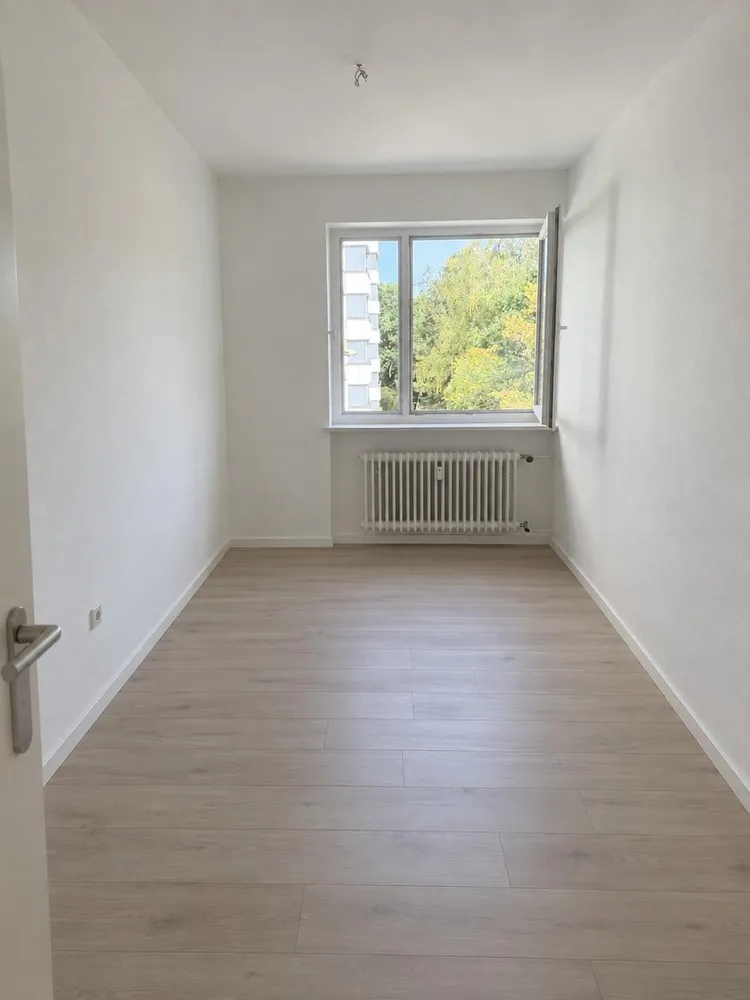 3 Zimmer Wohnung mit 80 m² in München – Bild 5