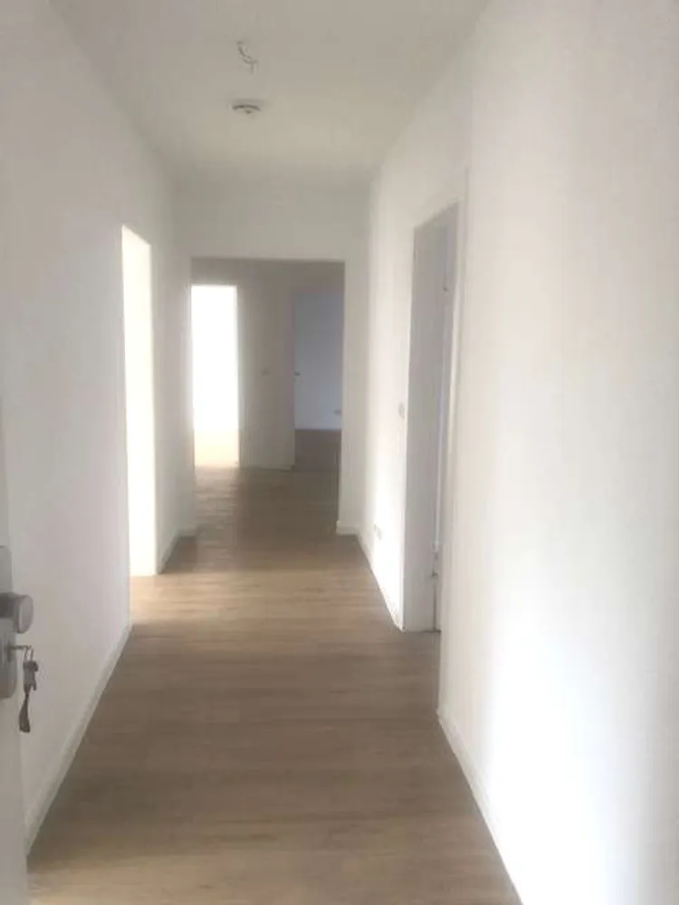 5 Zimmer Wohnung mit 102 m² in Stade – Bild 3