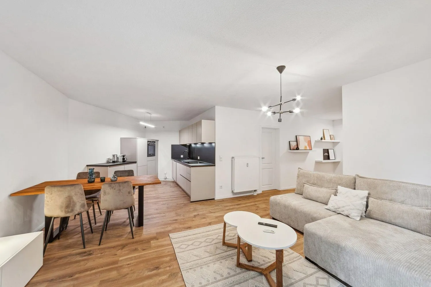 2 Zimmer Wohnung mit 69 m² in Nürnberg – Bild 7