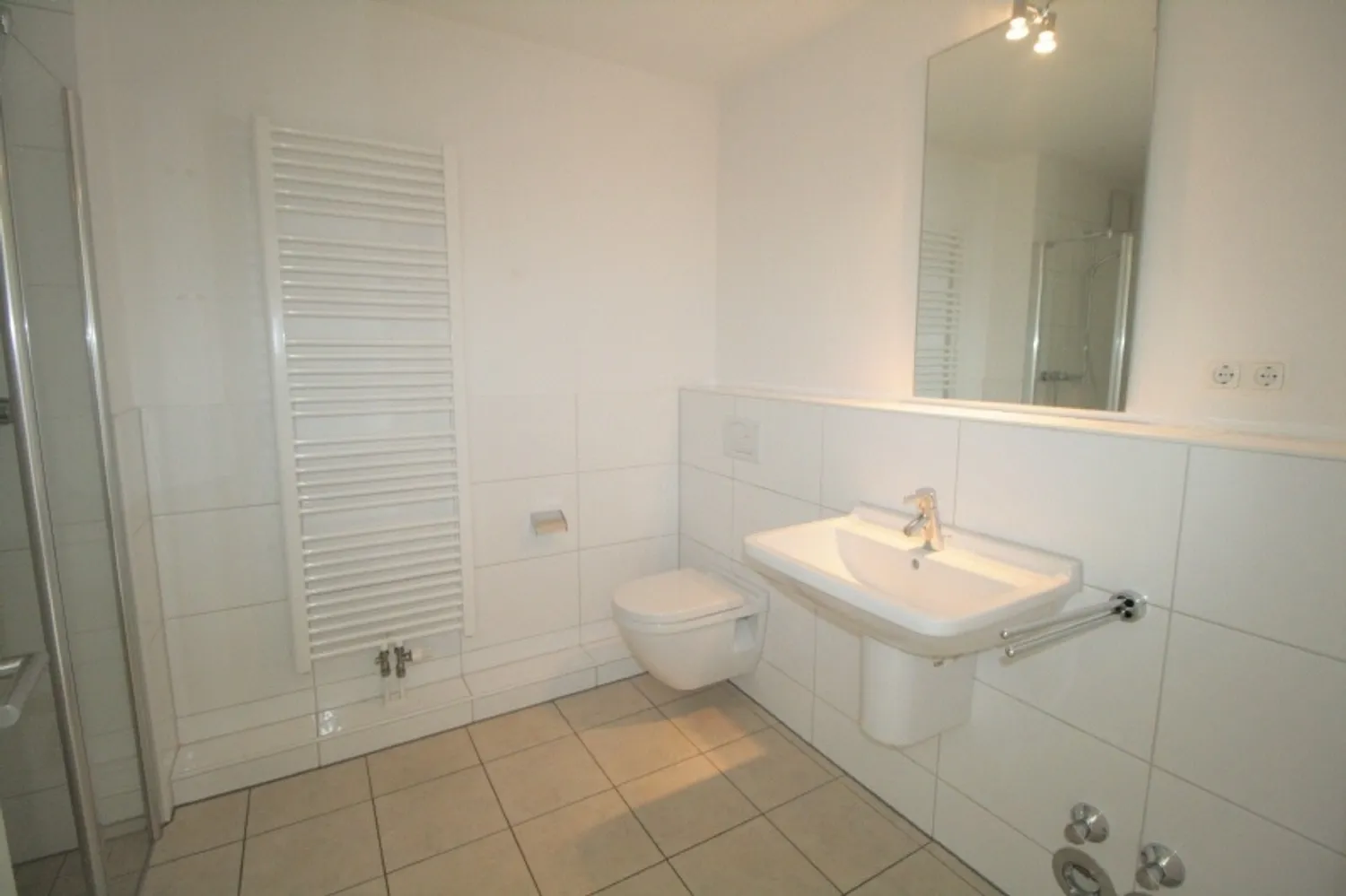 2 Zimmer Wohnung mit 63 m² in Bonn – Bild 1