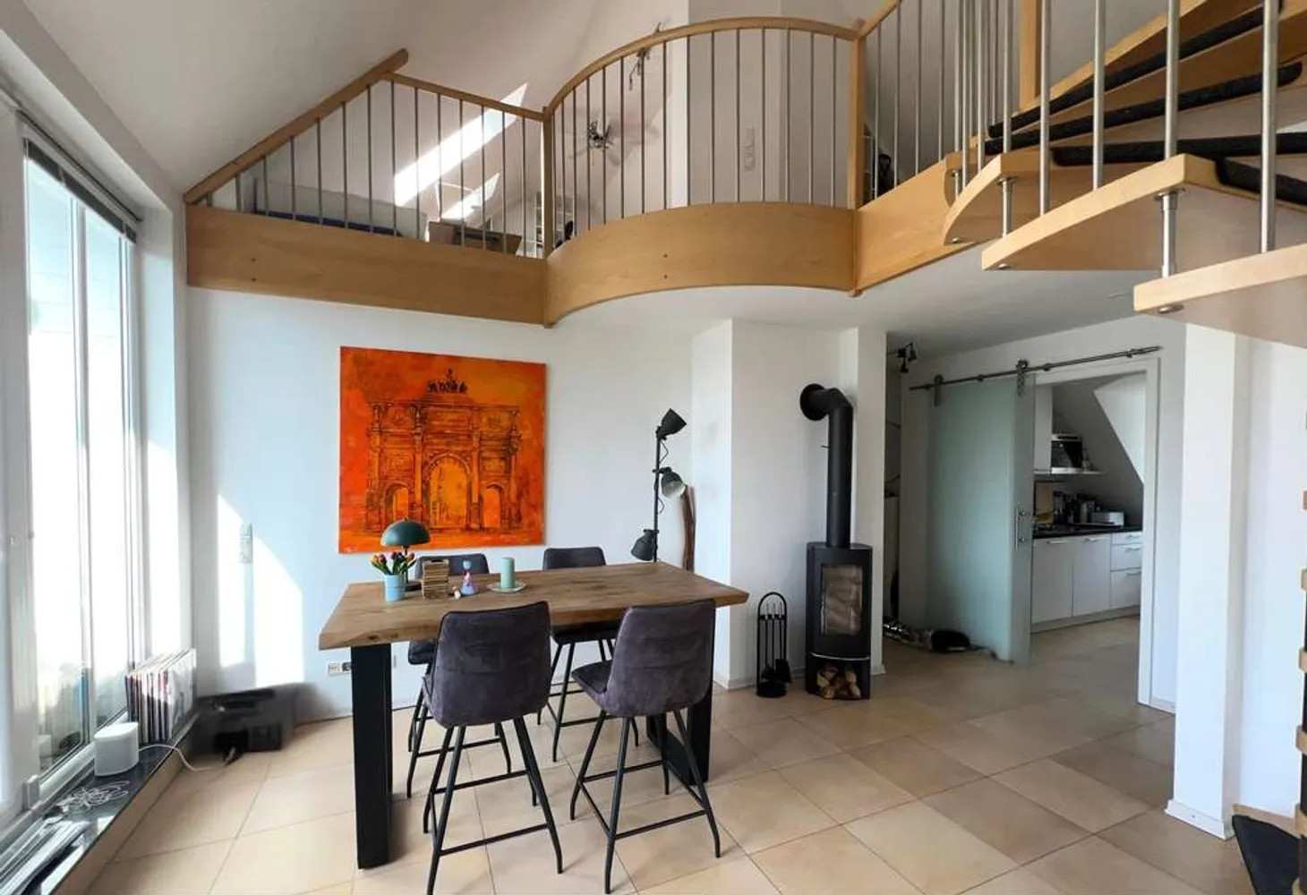 4 Zimmer Wohnung mit 102 m² in München – Bild 3