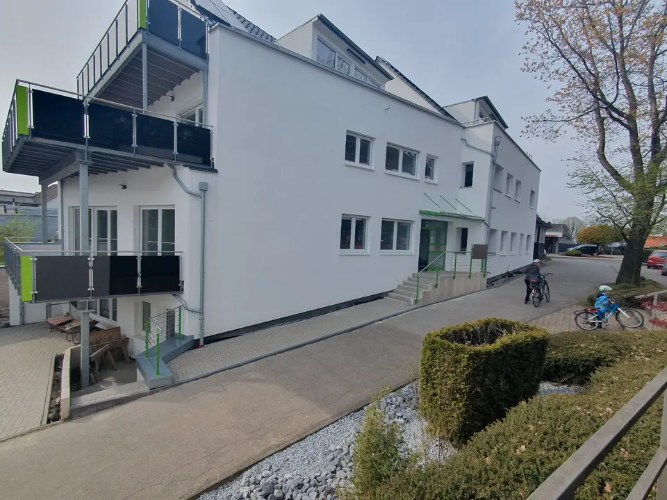 3 Zimmer Wohnung mit 114 m² in Bergisch Gladbach – Bild 2