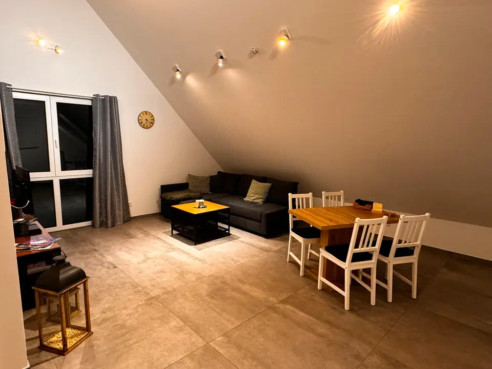 WG-Zimmer mit 78 m² in Augsburg – Bild 1
