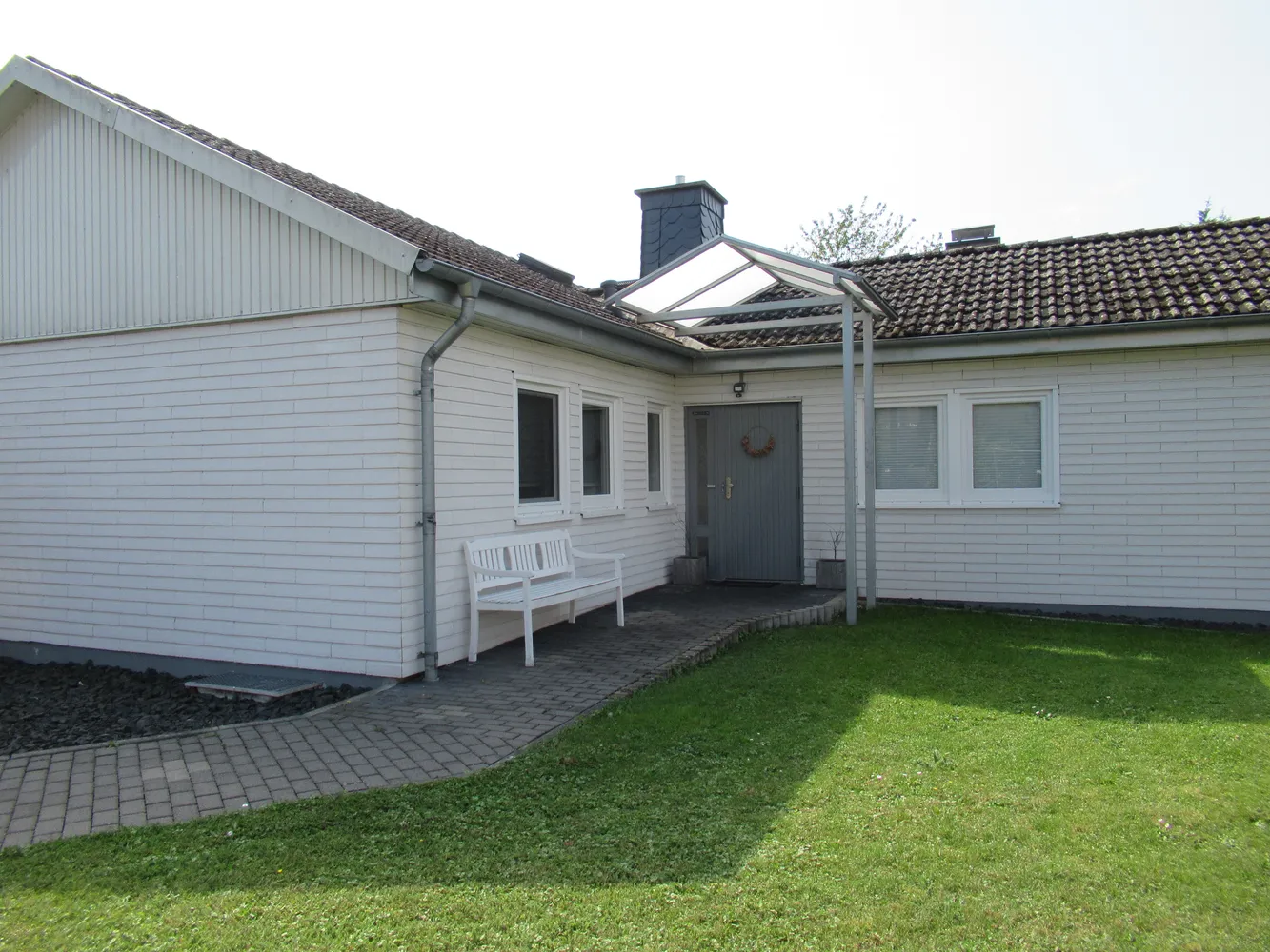 9 Zimmer Haus mit 230 m² in Limburg an der Lahn – Bild 1