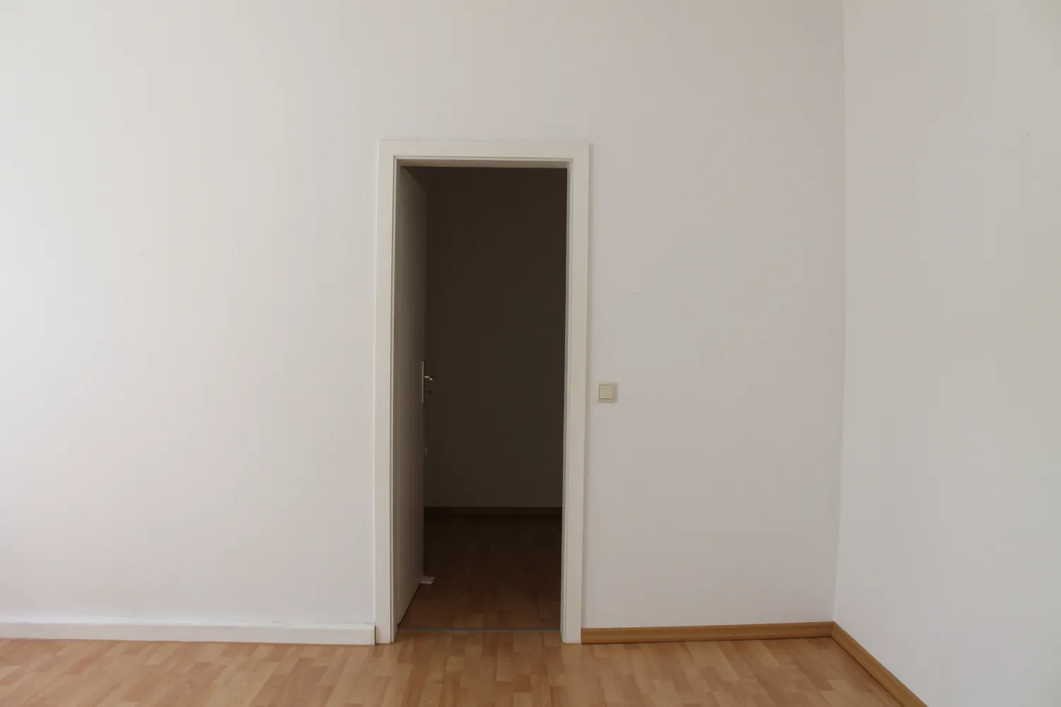 1 Zimmer Wohnung mit 28 m² in Halle (Saale) – Bild 3