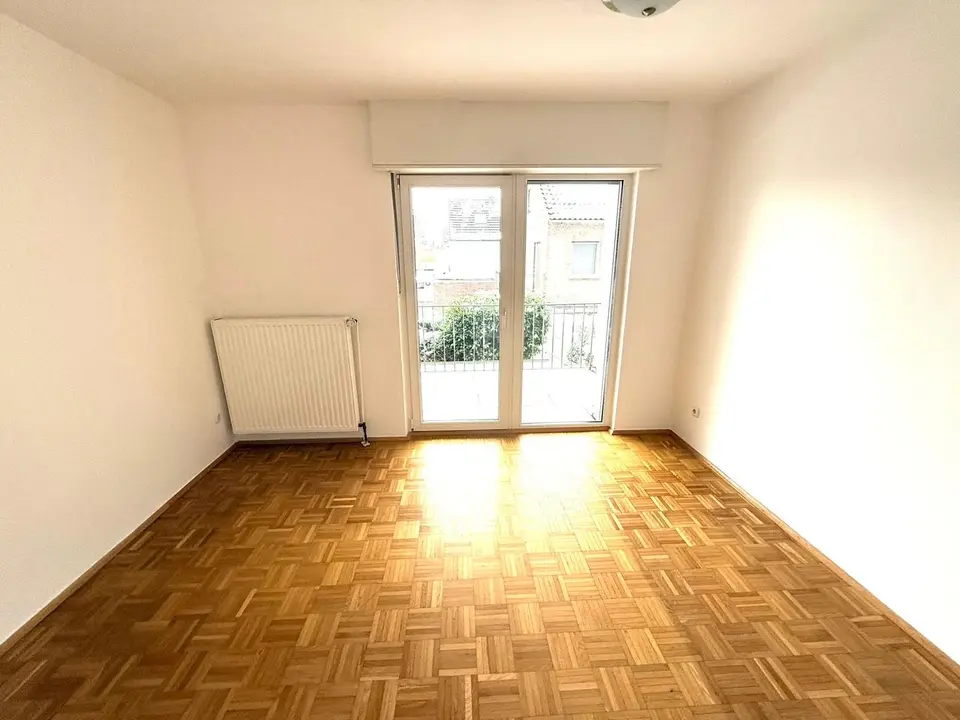 2 Zimmer Wohnung mit 75 m² in Mönchengladbach – Bild 2