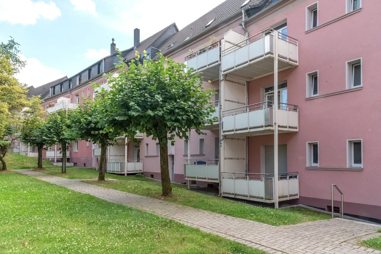 2 Zimmer Wohnung mit 60 m² in Essen – Bild 2