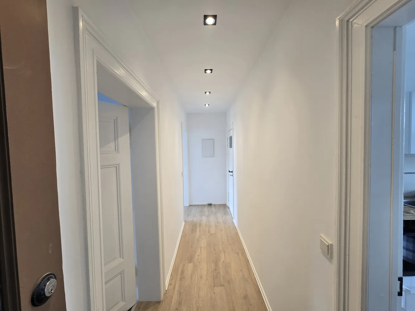 4 Zimmer Wohnung mit 92 m² in Magdeburg – Bild 1