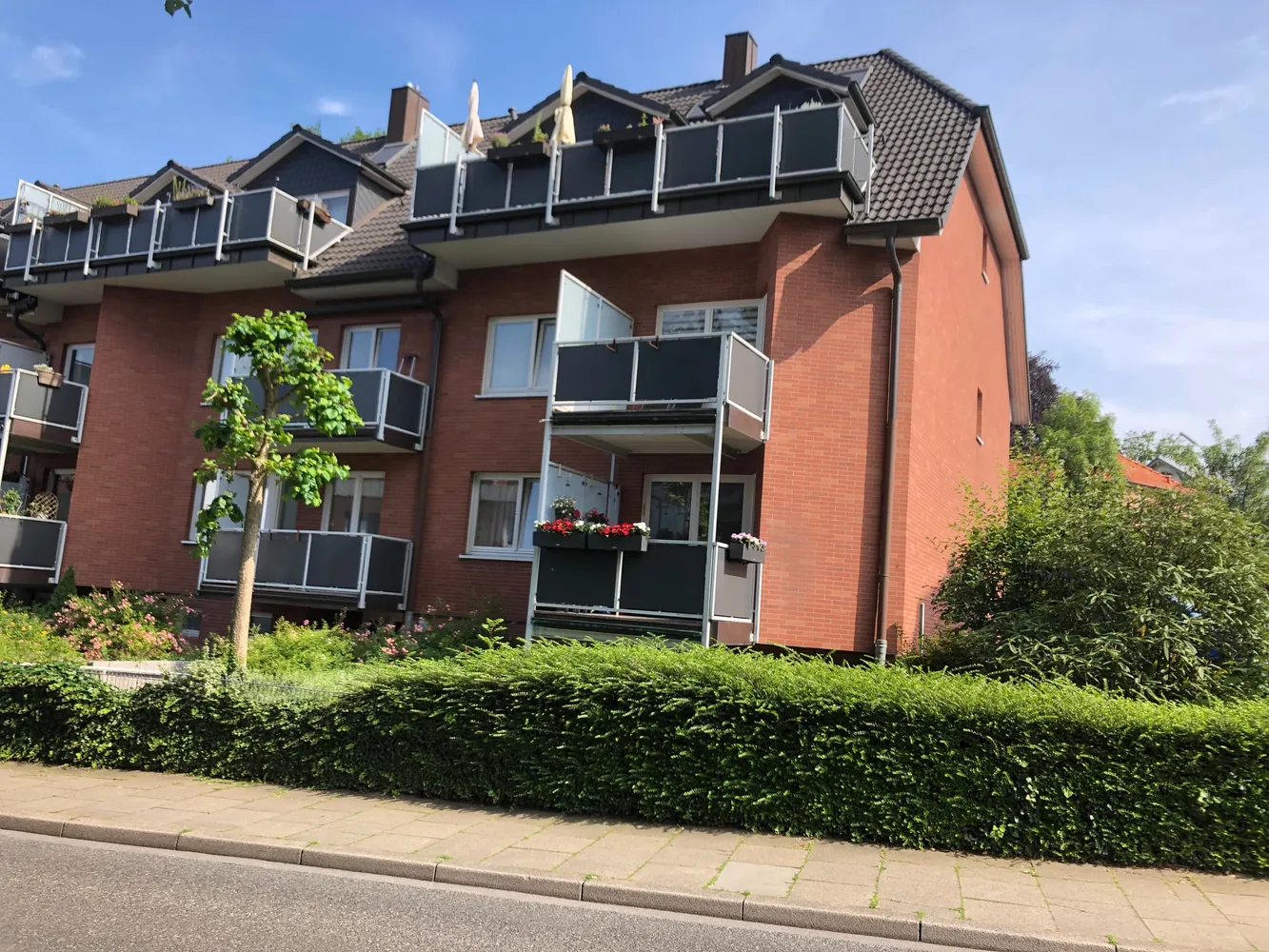 3 Zimmer Wohnung mit 95 m² in Hamburg – Bild 1