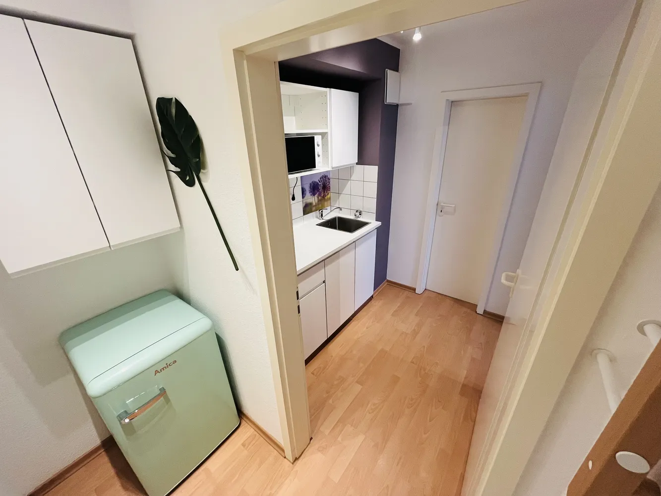 1 Zimmer Wohnung mit 28 m² in Düsseldorf – Bild 2