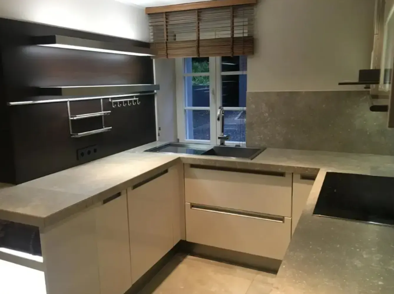 2 Zimmer Wohnung mit 170 m² in Düsseldorf – Bild 6