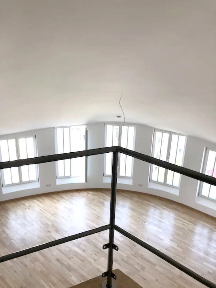 4 Zimmer Wohnung mit 162 m² in München – Bild 4