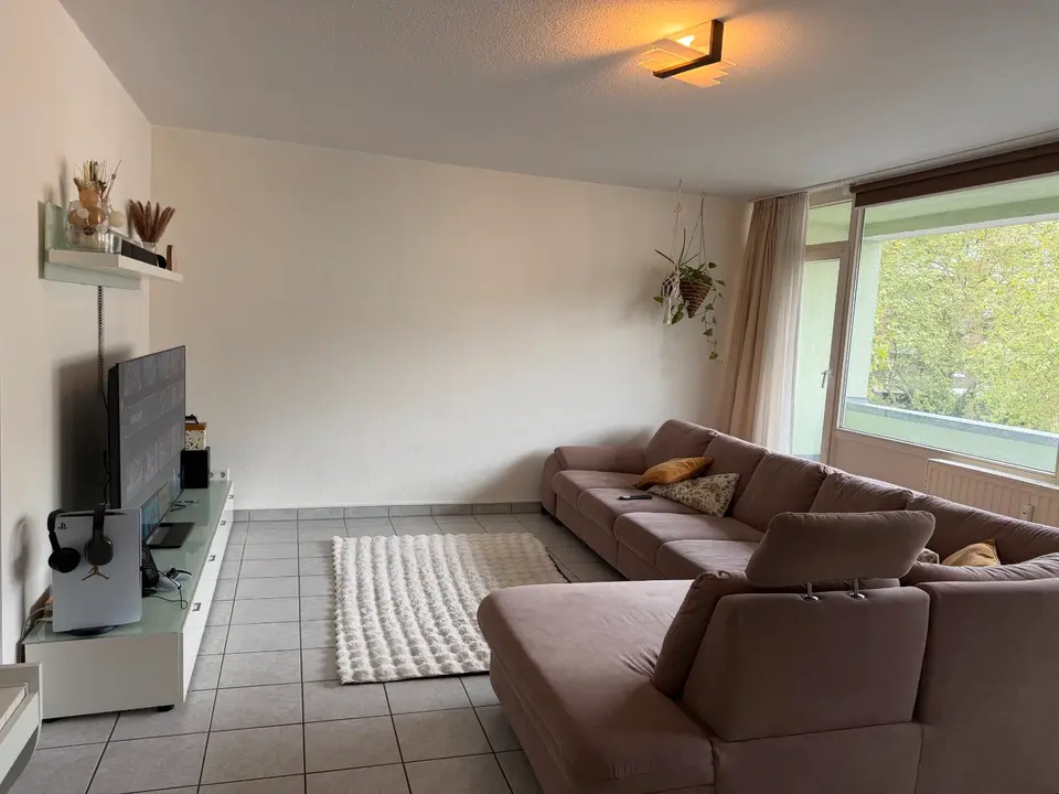 4 Zimmer Wohnung mit 113 m² in Leverkusen – Bild 2