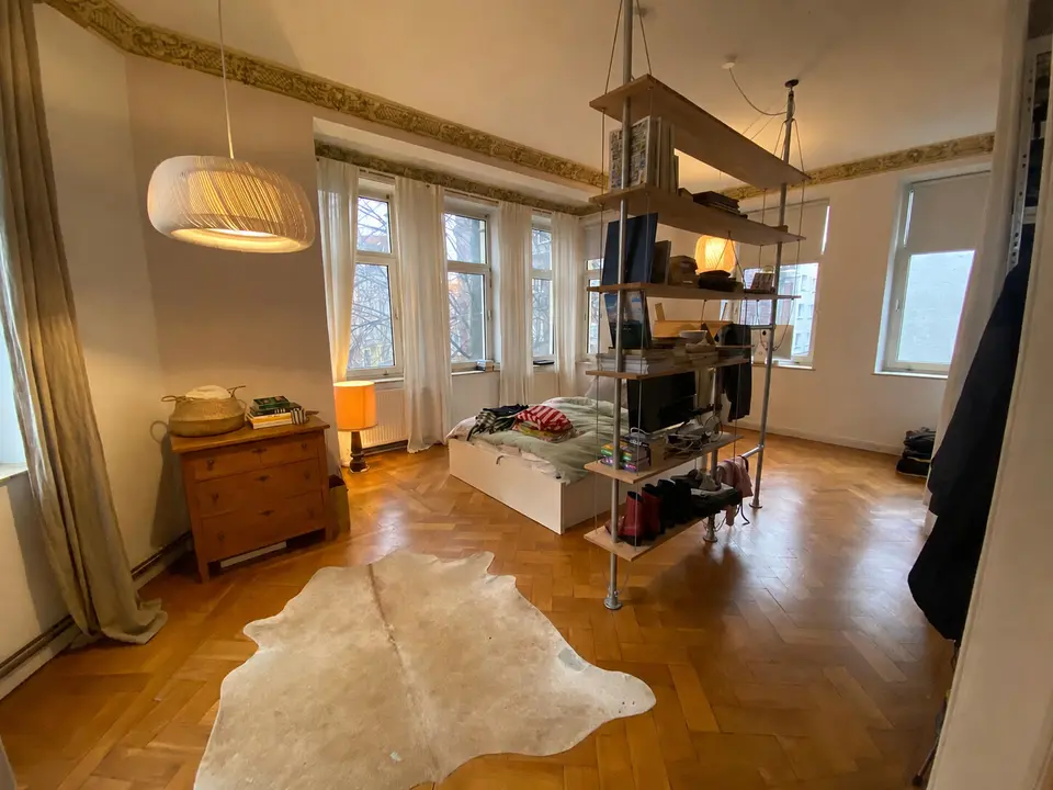 4 Zimmer Wohnung mit 129 m² in Hannover – Bild 2