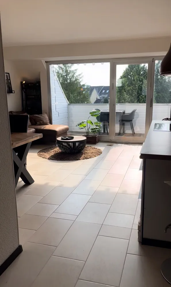 3 Zimmer Wohnung mit 64 m² in Köln – Bild 2