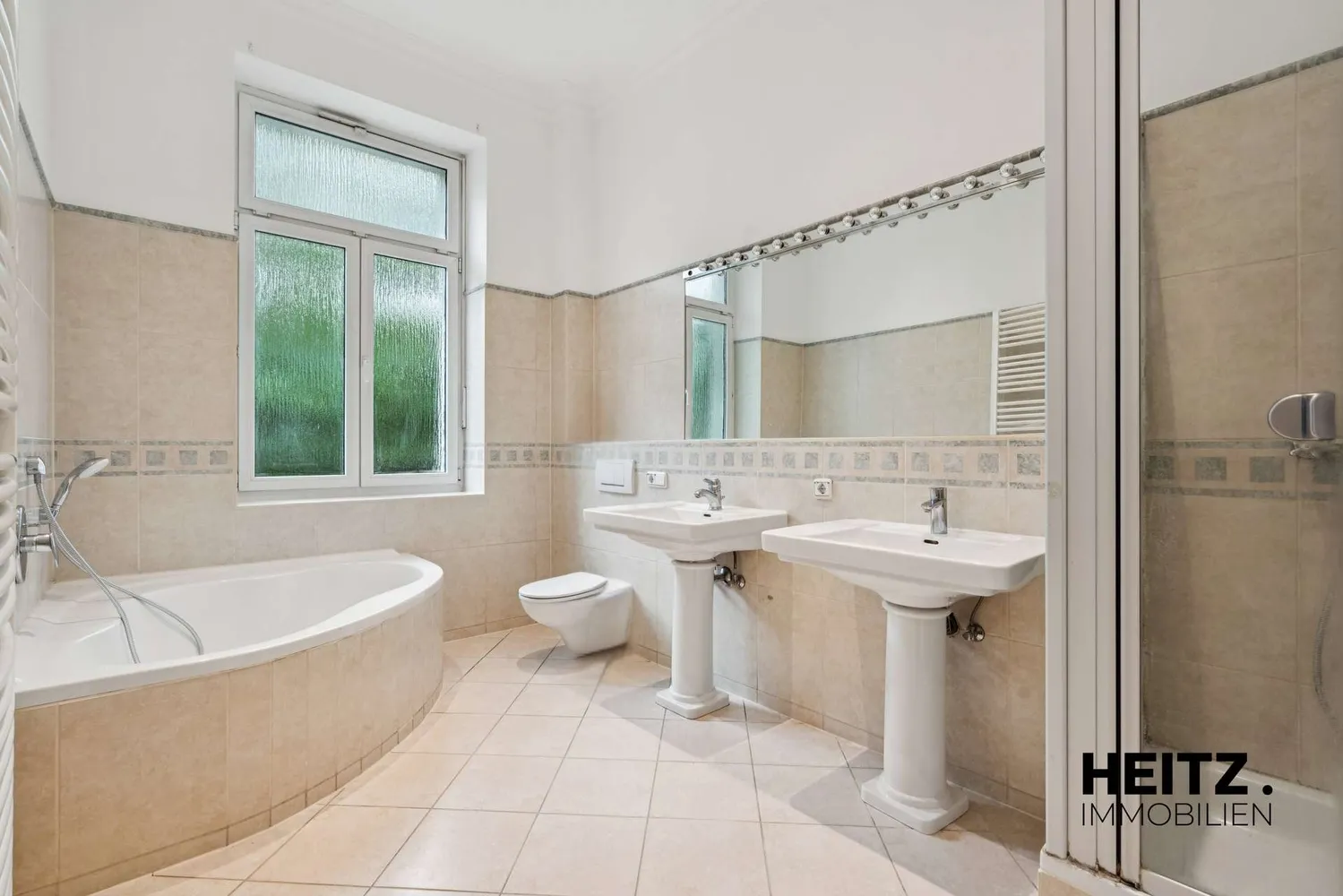 3 Zimmer Wohnung mit 100 m² in Frankfurt am Main – Bild 9