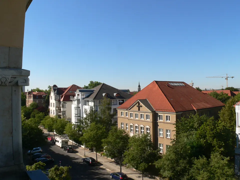 4 Zimmer Wohnung mit 140 m² in Dresden – Bild 8