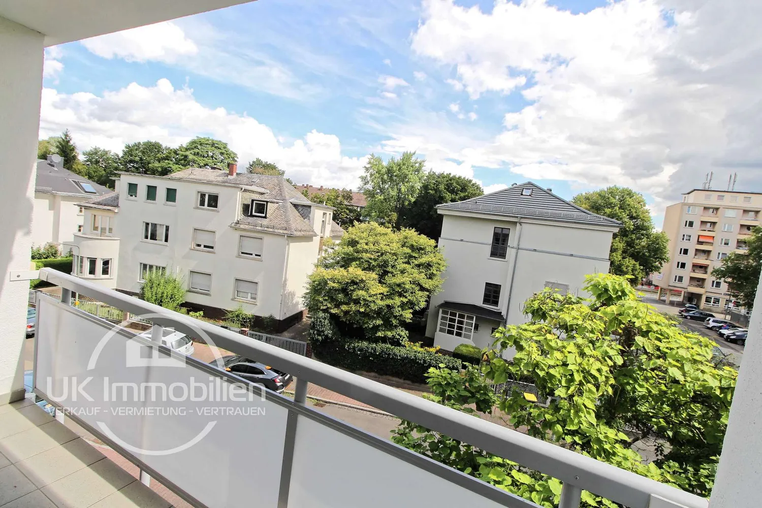 3 Zimmer Wohnung mit 89 m² in Frankfurt am Main – Bild 11