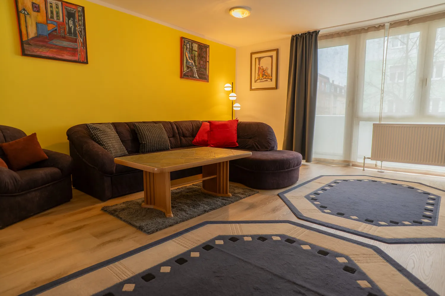 3 Zimmer Wohnung mit 90 m² in Nürnberg – Bild 2