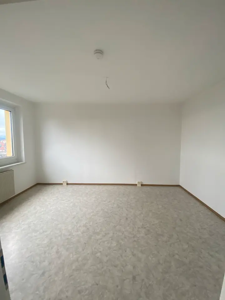 3 Zimmer Wohnung mit 48 m² in Suhl – Bild 2