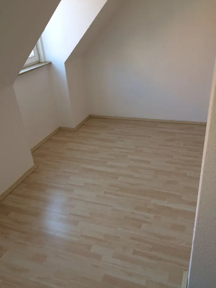 5 Zimmer Wohnung mit 119 m² in Erfurt – Bild 1