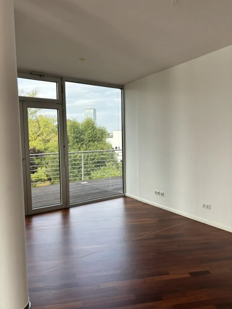 6 Zimmer Wohnung mit 265 m² in Berlin – Bild 6