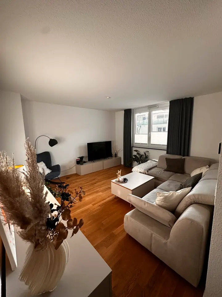 WG-Zimmer mit 107 m² in Frankfurt am Main – Bild 2