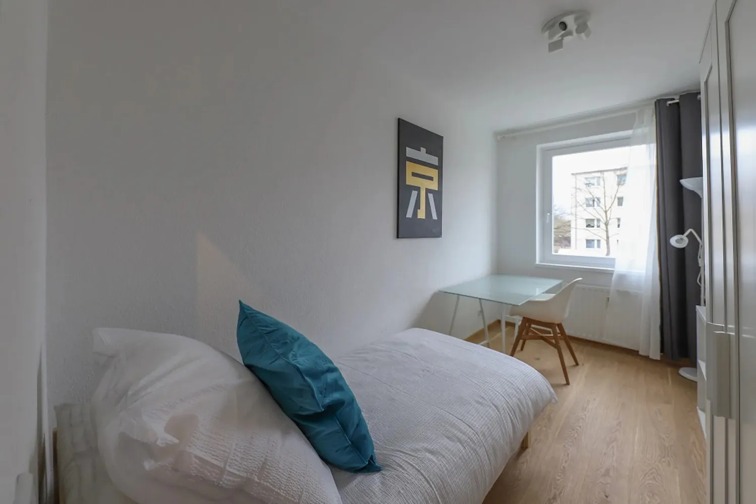 Shared room with 10 m² in Berlin – Photo 1