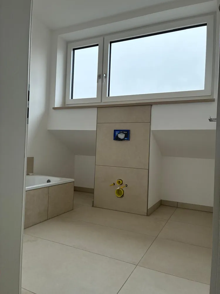 4 Zimmer Wohnung mit 120 m² in Kelheim – Bild 2