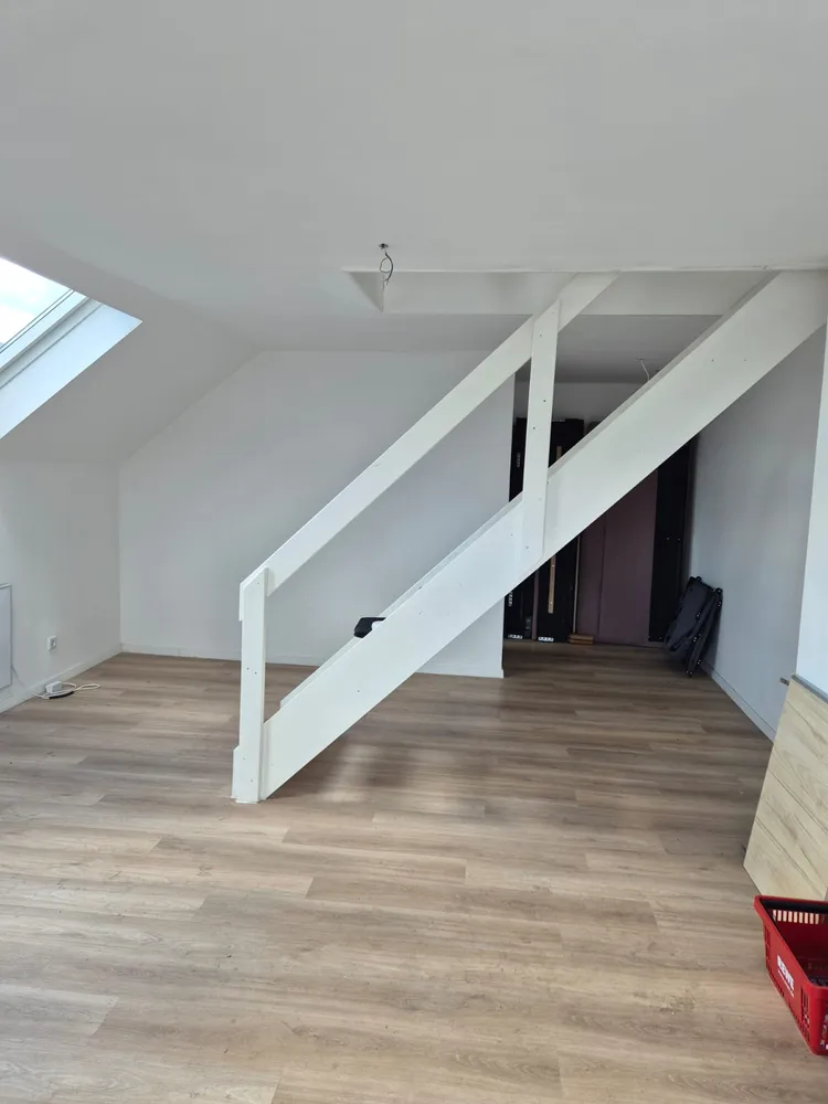 2 Zimmer Wohnung mit 73 m² in Düsseldorf – Bild 2