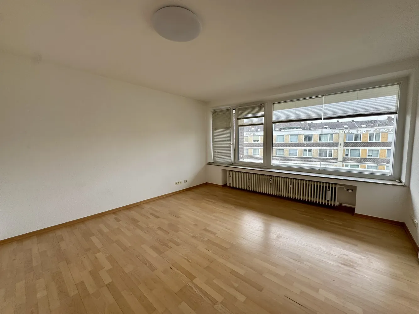 3 Zimmer Wohnung mit 95 m² in Düsseldorf – Bild 12