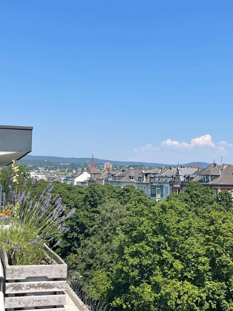 3 Zimmer Wohnung mit 104 m² in Wiesbaden – Bild 1