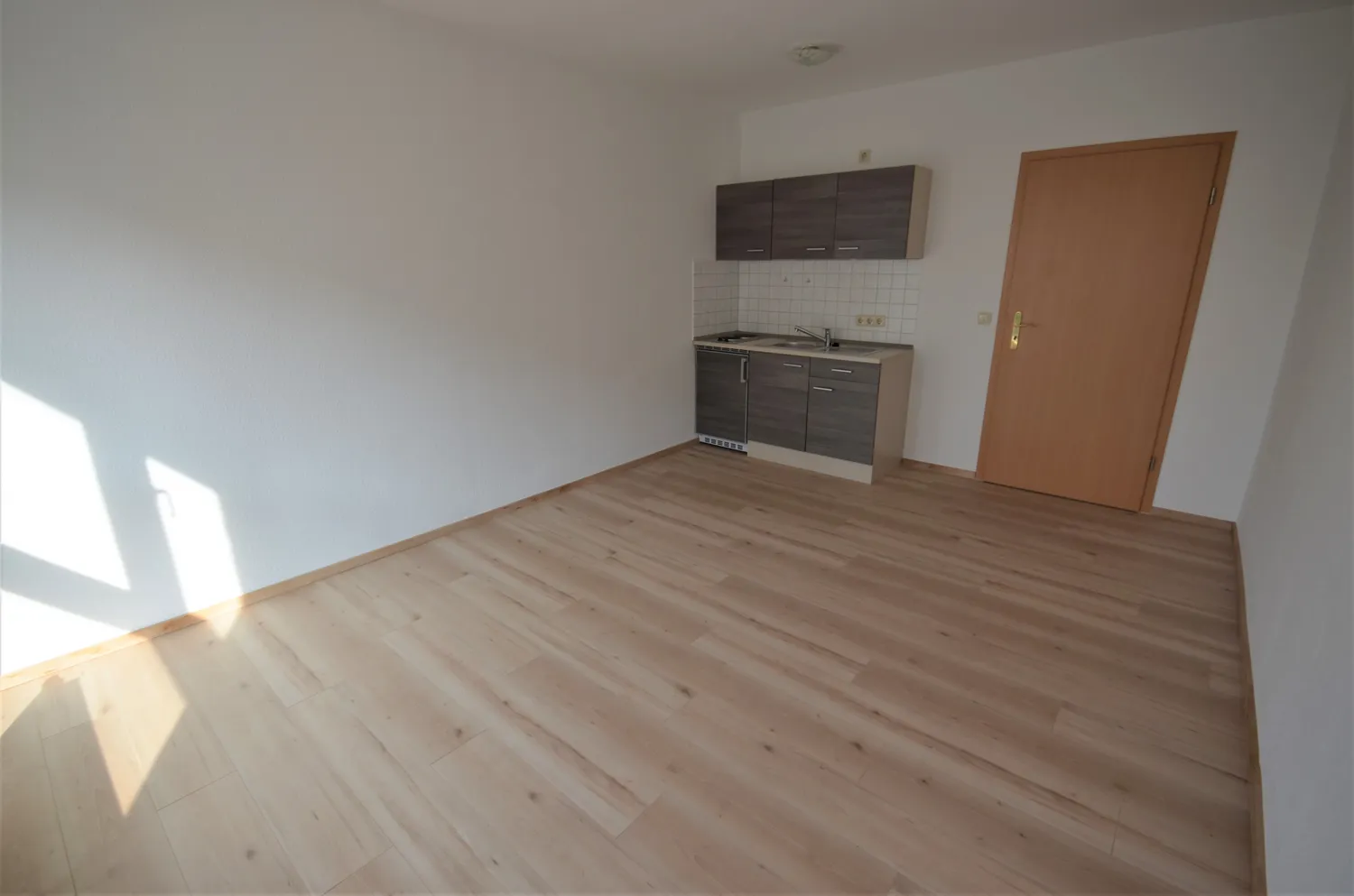 1 room apartment with 24 m² in Magdeburg – Photo 6