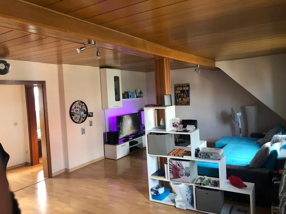 1 Zimmer Wohnung mit 80 m² in Grevenbroich – Bild 1