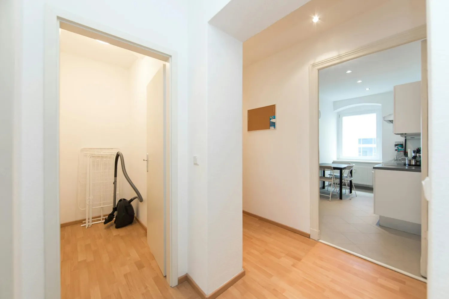 Shared room with 8 m² in Berlin – Photo 5