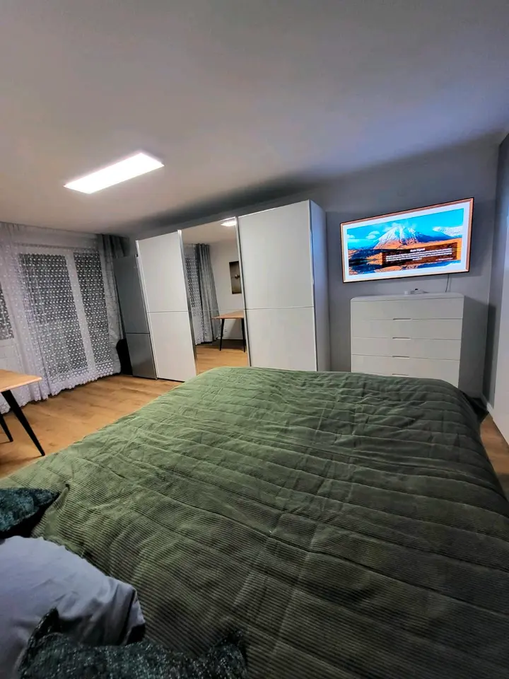 WG-Zimmer mit 30 m² in Frankfurt am Main – Bild 1