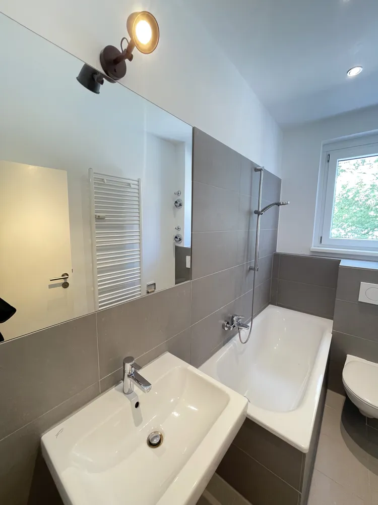 2 room apartment with 56 m² in Berlin – Photo 3