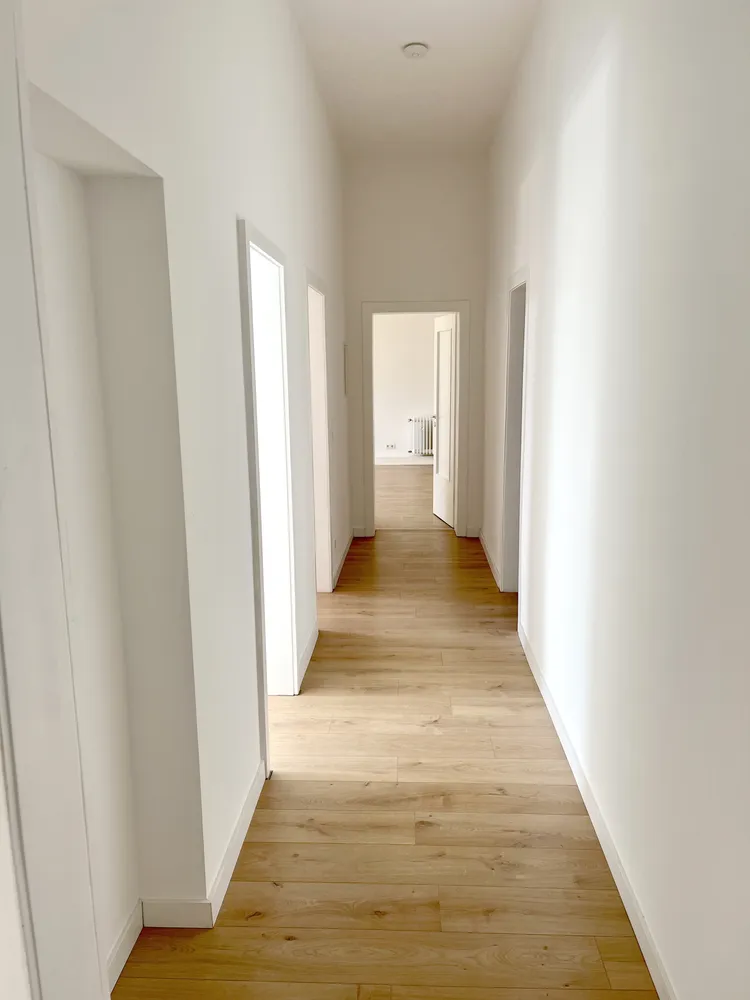 5 Zimmer Wohnung mit 130 m² in Düsseldorf – Bild 1