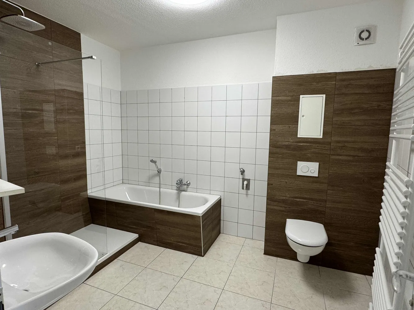 4 Zimmer Wohnung mit 92 m² in Halle (Saale) – Bild 3