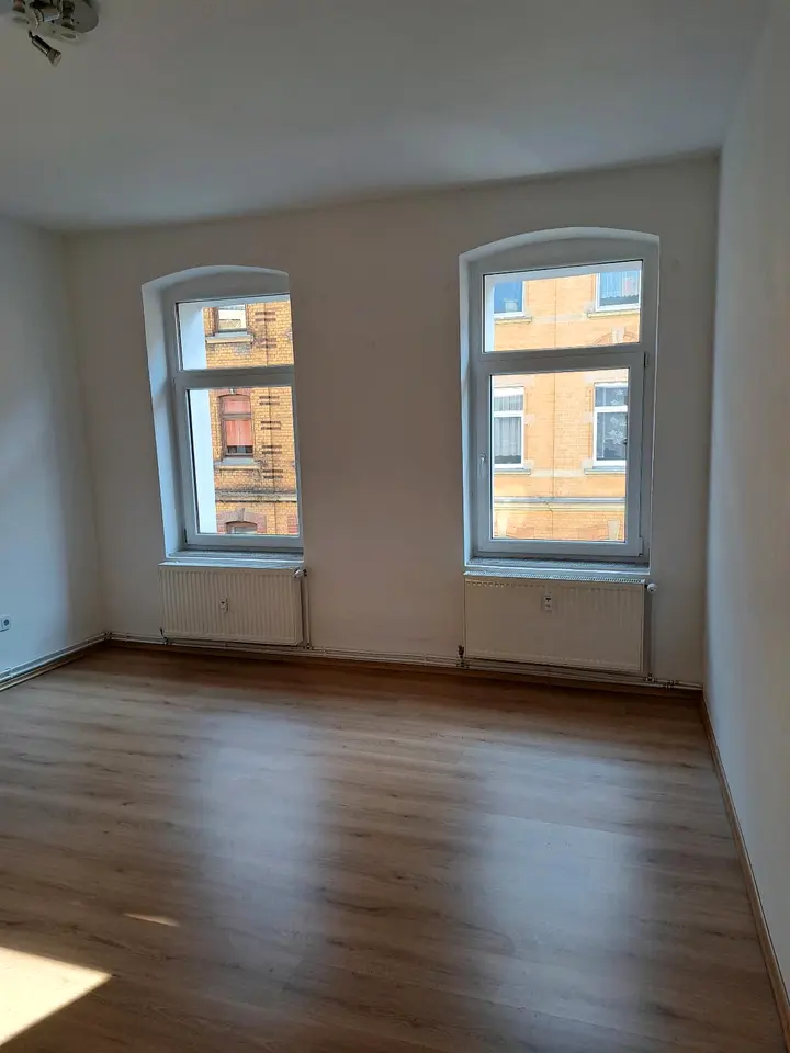 4 Zimmer Wohnung mit 80 m² in Greiz – Bild 2