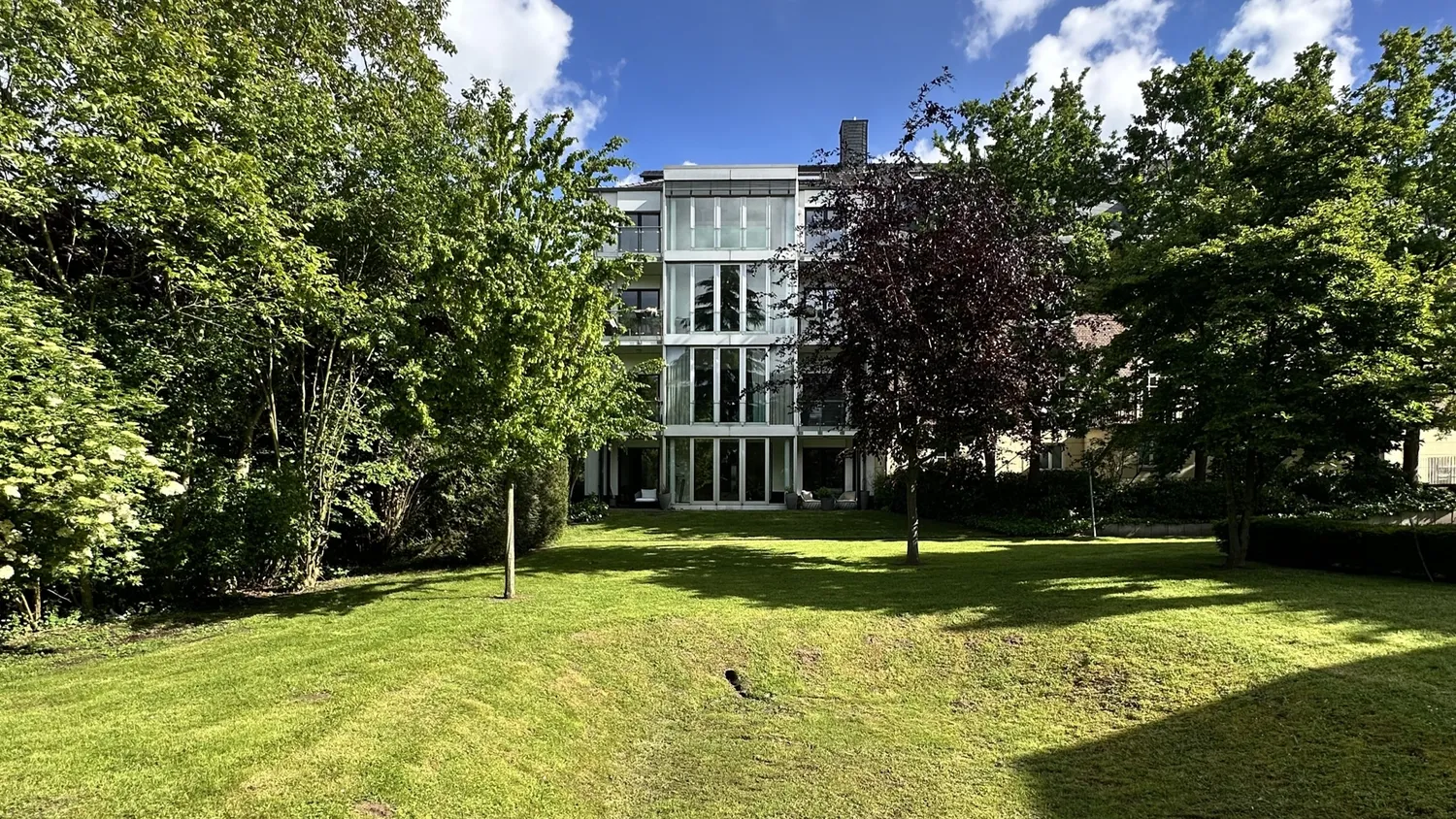 4 Zimmer Wohnung mit 146 m² in Düsseldorf – Bild 9