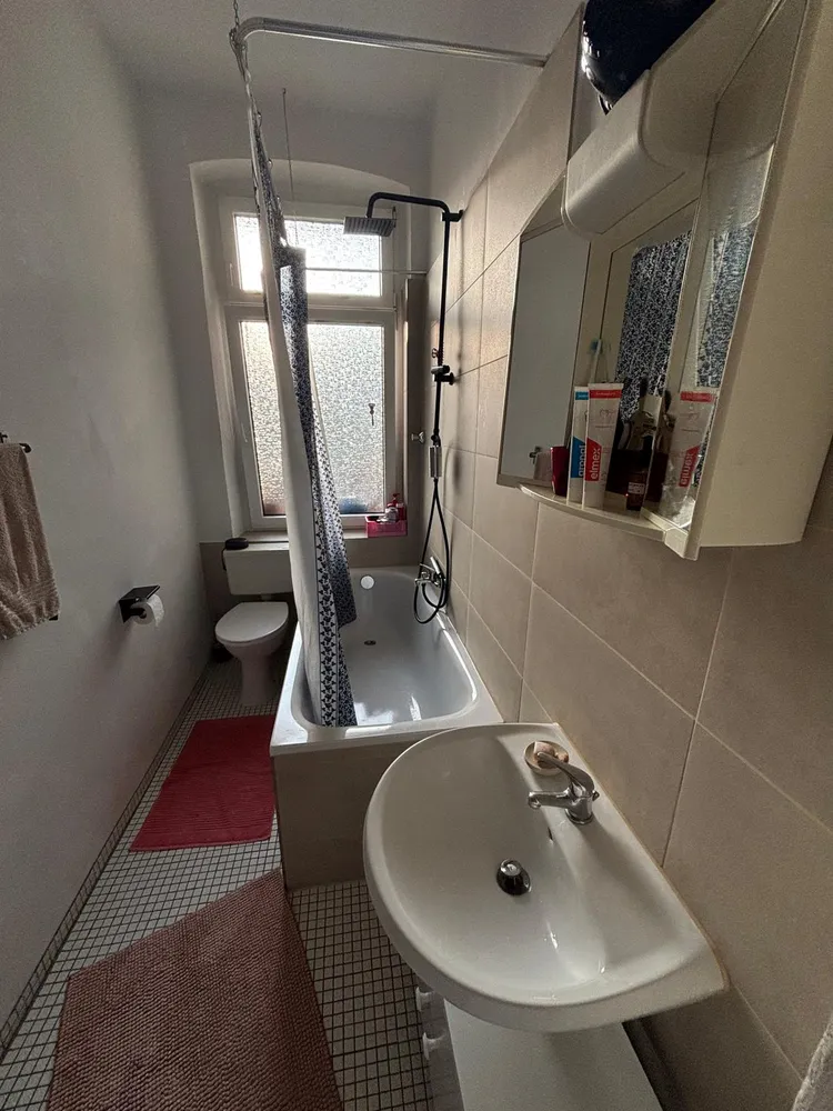 2 Zimmer Wohnung mit 60 m² in Köln – Bild 3