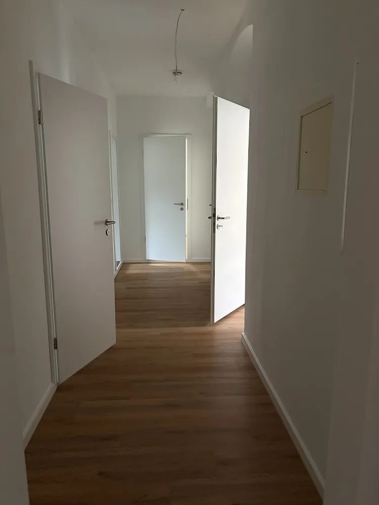 4 Zimmer Wohnung mit 110 m² in Dresden – Bild 2