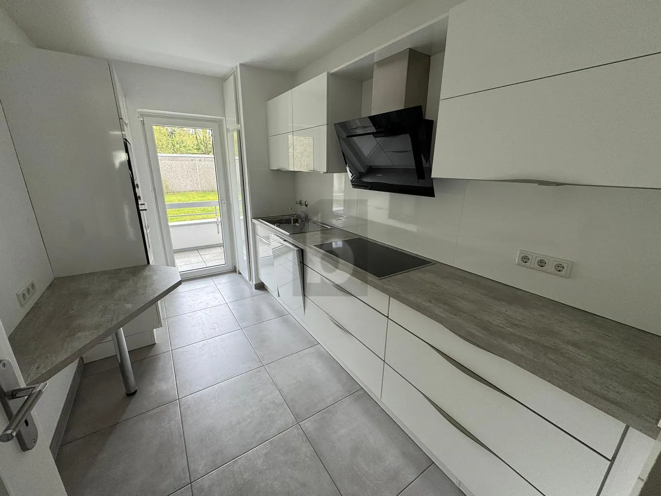 2 Zimmer Wohnung mit 80 m² in Mülheim an der Ruhr – Bild 4